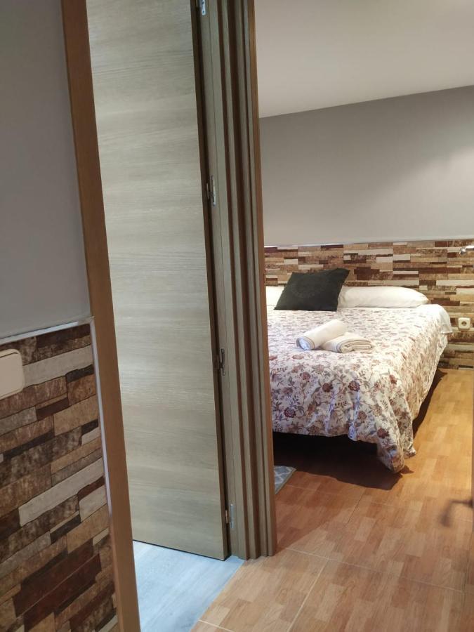 Apartamentos Deluxe Barajas Madrid Exteriér fotografie