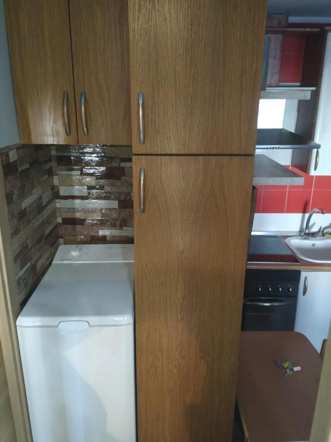 Apartamentos Deluxe Barajas Madrid Exteriér fotografie