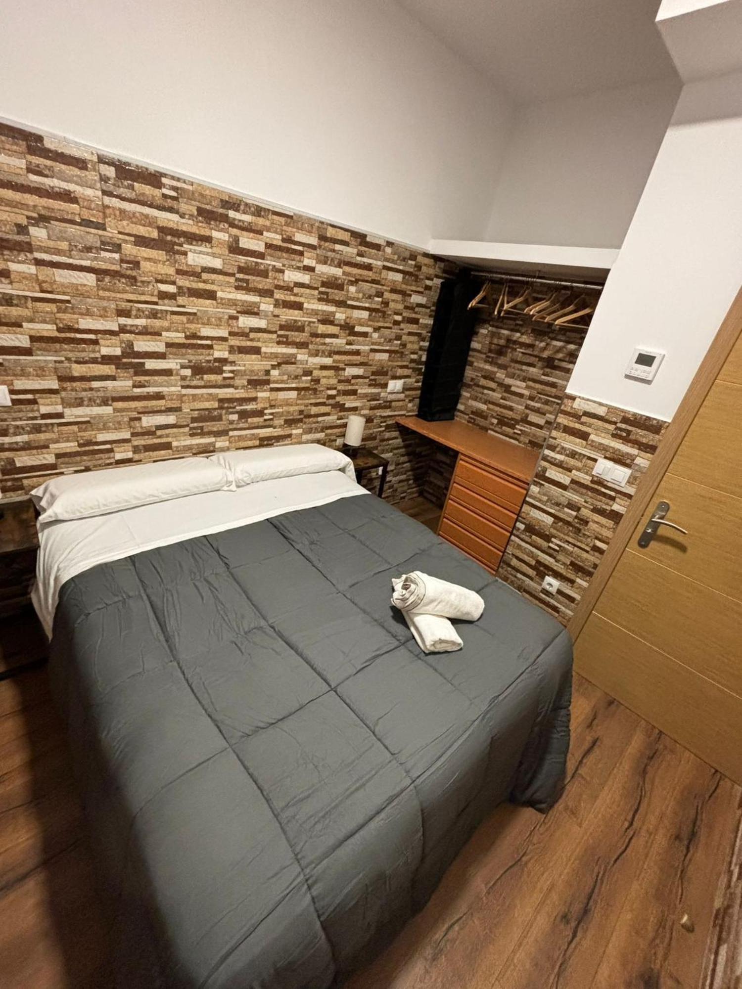 Apartamentos Deluxe Barajas Madrid Exteriér fotografie