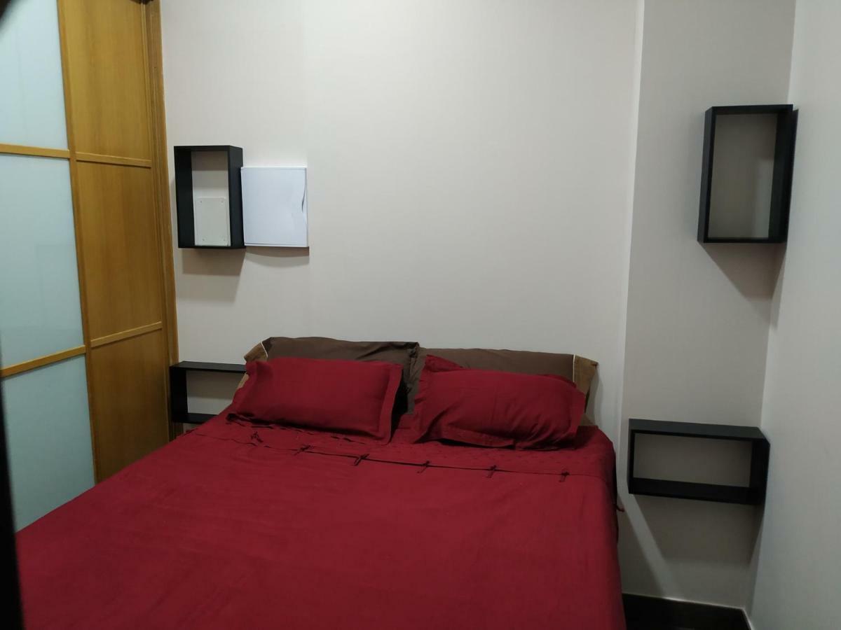 Apartamentos Deluxe Barajas Madrid Exteriér fotografie
